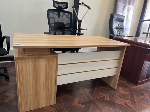 Straight Desk 1.4M HQ-1405